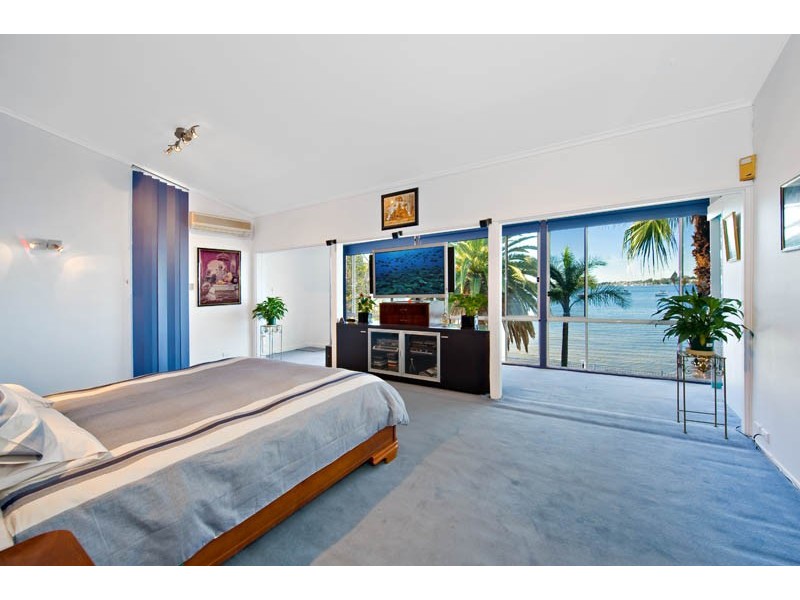 2 Belgrave Esplanade, Sylvania NSW 2224