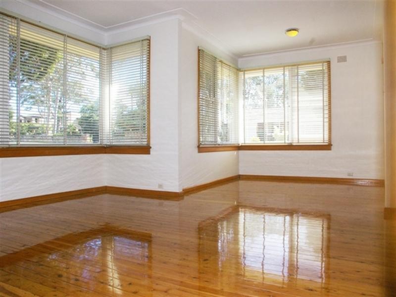 2 TOMAH Place, Sylvania NSW 2224