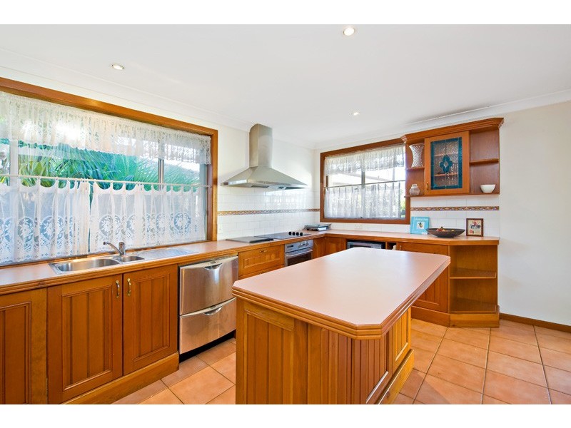 10 Roper Crescent, Sylvania Waters NSW 2224