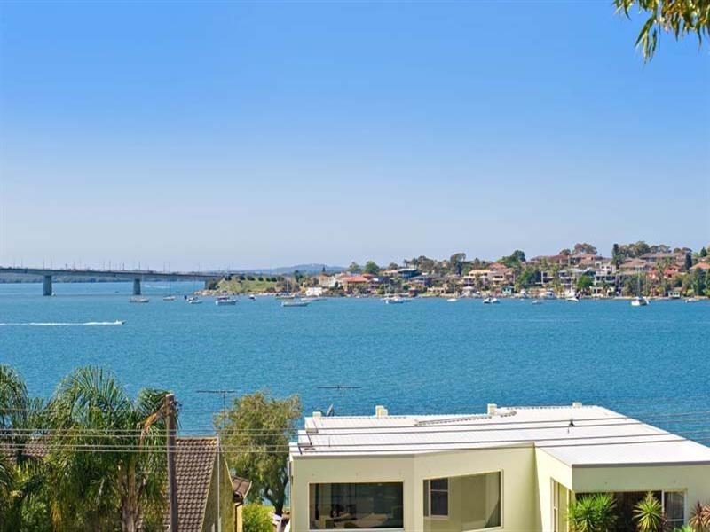 15B Belgrave Esplanade, Sylvania NSW 2224