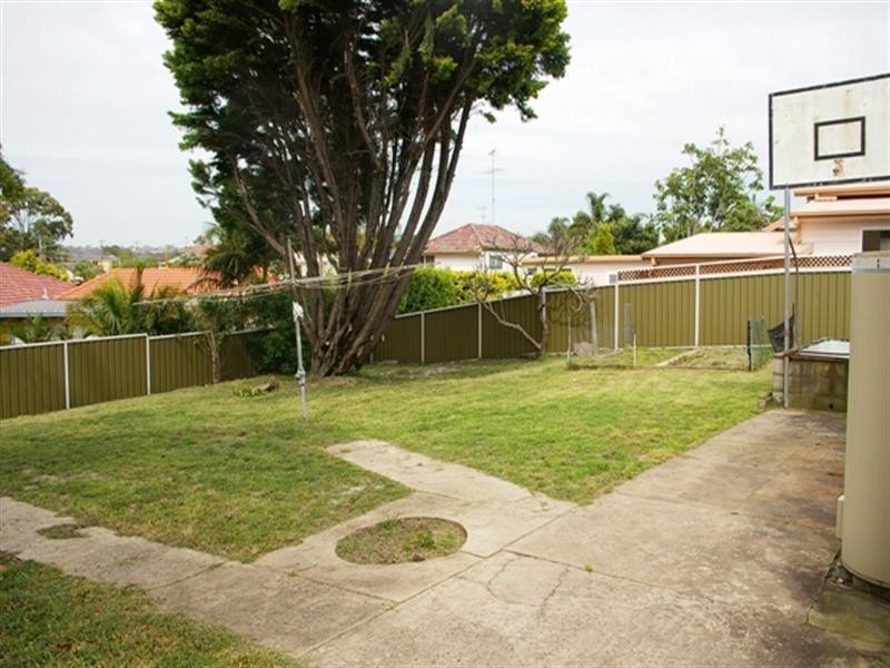 66 Evelyn Street, Sylvania NSW 2224