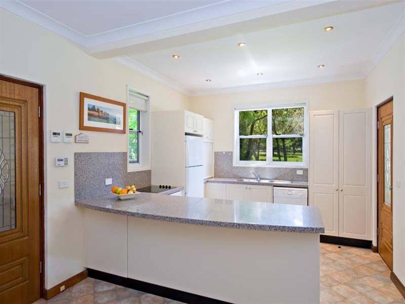 18B Torrens Street, Blakehurst NSW 2221