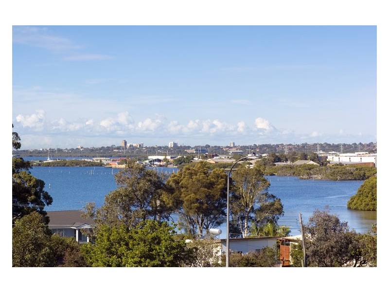 24 Old Taren Point Road, Taren Point NSW 2229