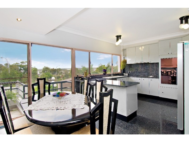 24 Old Taren Point Road, Taren Point NSW 2229