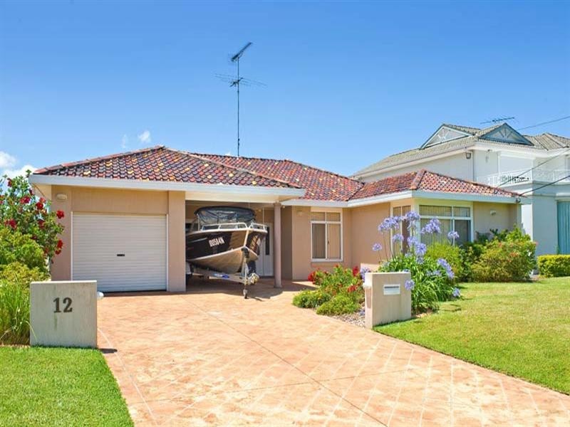 12 Clarence Crescent, Sylvania Waters NSW 2224