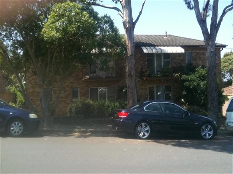 12/82-84 CRONULLA Street, Carlton NSW 2218