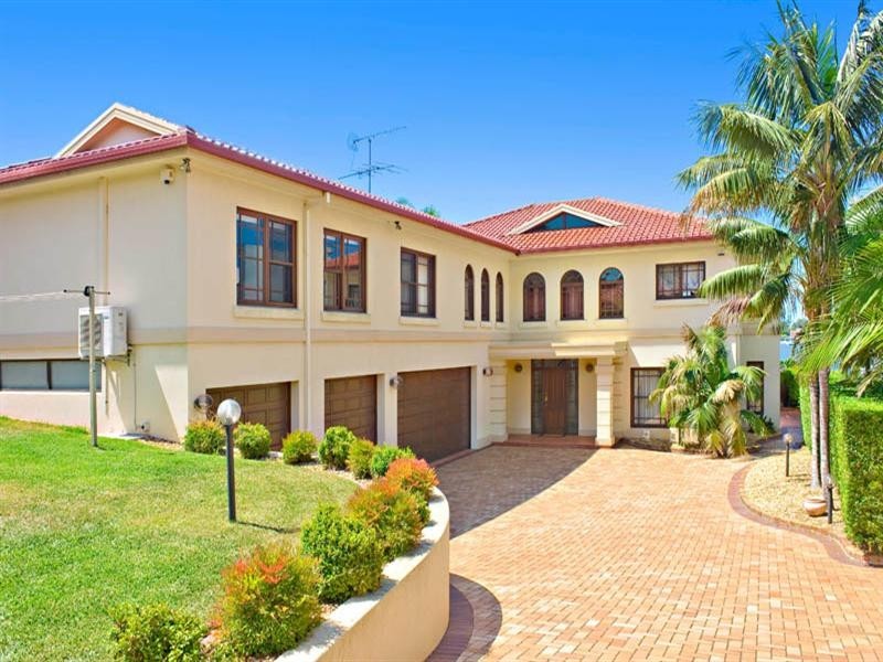 14 Beach Street, Blakehurst NSW 2221