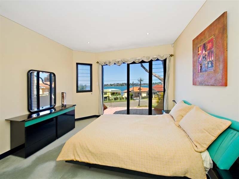 15B Belgrave Esplanade, Sylvania NSW 2224