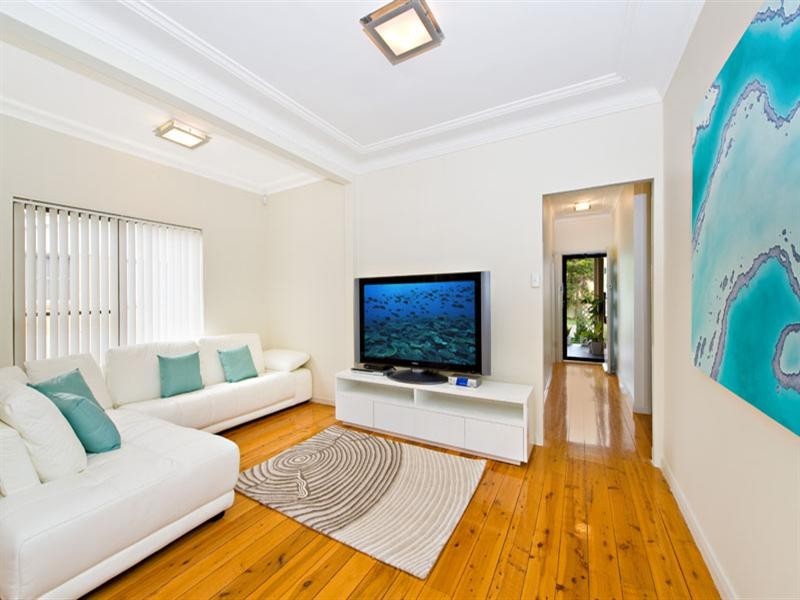 144 Holt Road, Taren Point NSW 2229