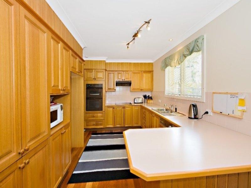 19 Cordeaux Crescent, Sylvania Waters NSW 2224