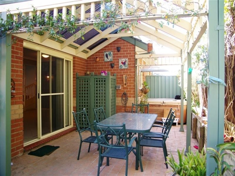 6/1 SHIRLEY Road, Miranda NSW 2228