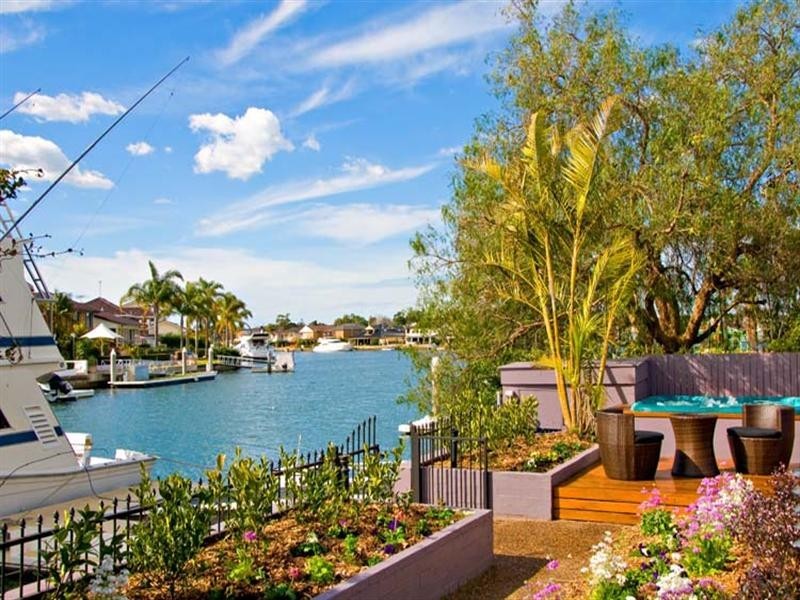 14 Macintyre Crescent, Sylvania Waters NSW 2224