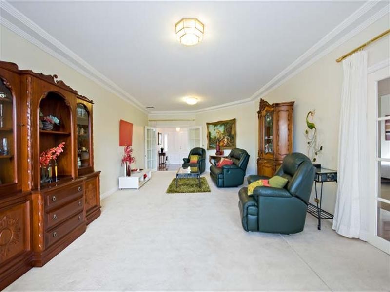 14 Macintyre Crescent, Sylvania Waters NSW 2224