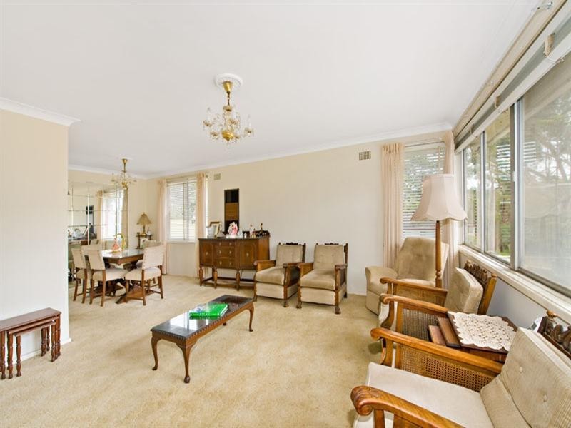 178 Garnet Road, Kirrawee NSW 2232