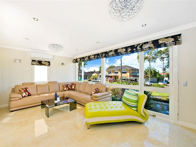 83 Shoalhaven Road, Sylvania Waters NSW 2224