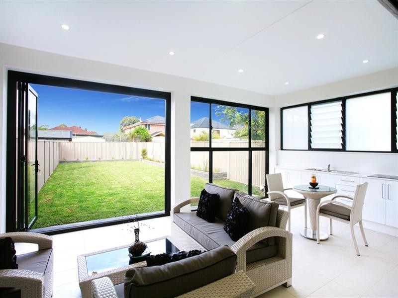 350 Princes Highway, Sylvania NSW 2224