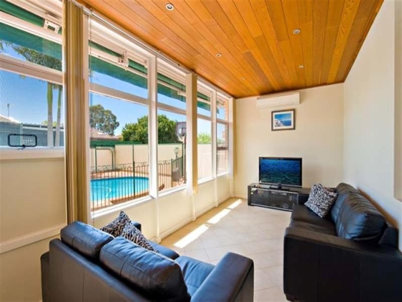 6 SANDRINGHAM STREET,, Sans Souci NSW 2219