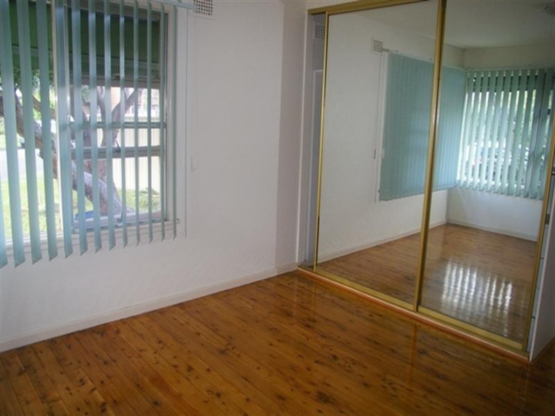 16 SNOWY PLACE,, Sylvania Waters NSW 2224