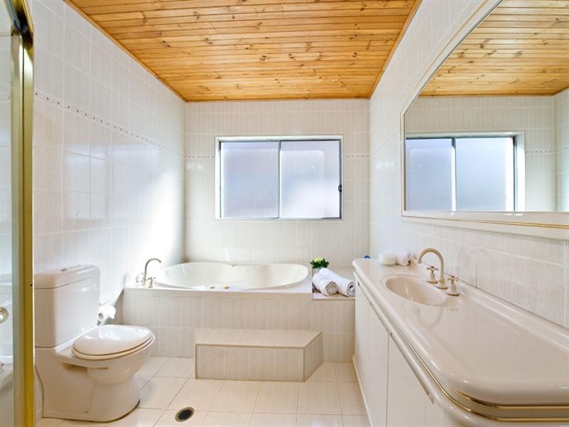 15 Wonga Road, Yowie Bay NSW 2228