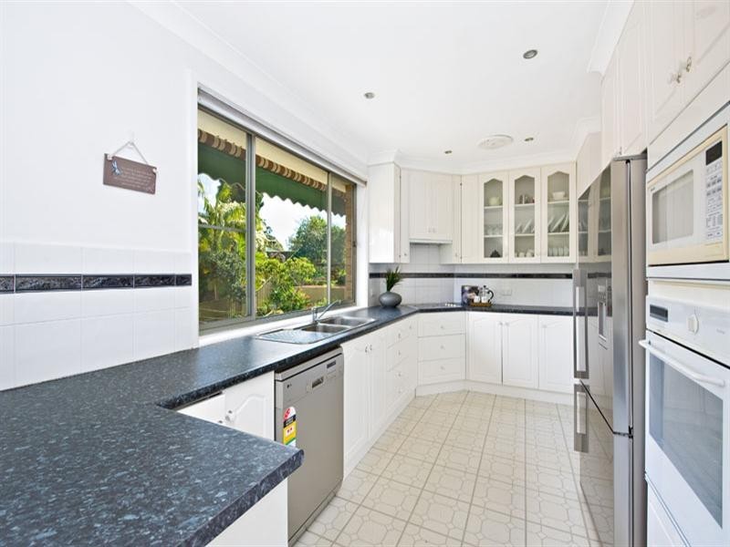 21 Leichhardt Crescent, Sylvania NSW 2224