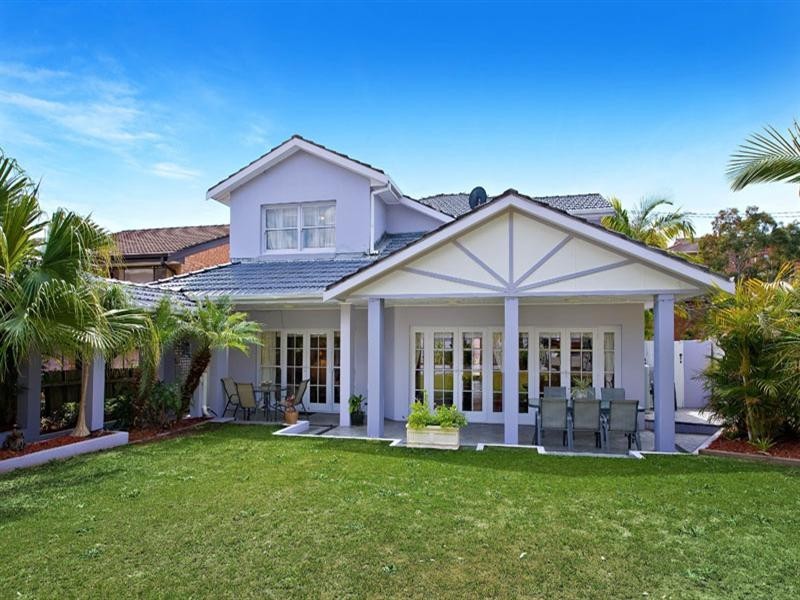 8 Clare Street, Sylvania NSW 2224