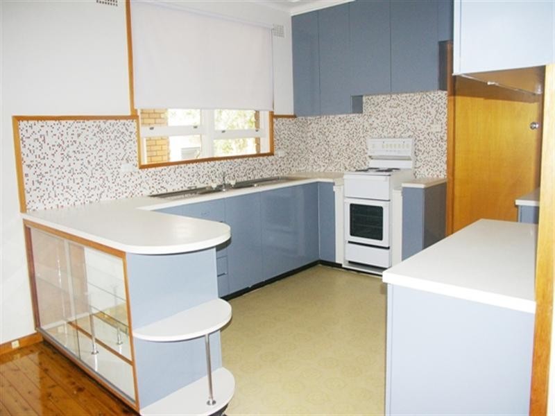 2 Tomah Place, Sylvania NSW 2224