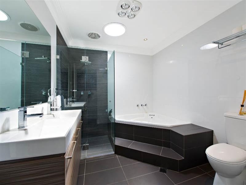 1 Tumut Place, Sylvania Waters NSW 2224