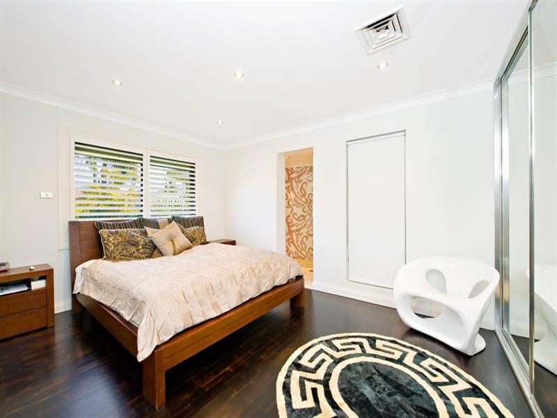 1 Tumut Place, Sylvania Waters NSW 2224