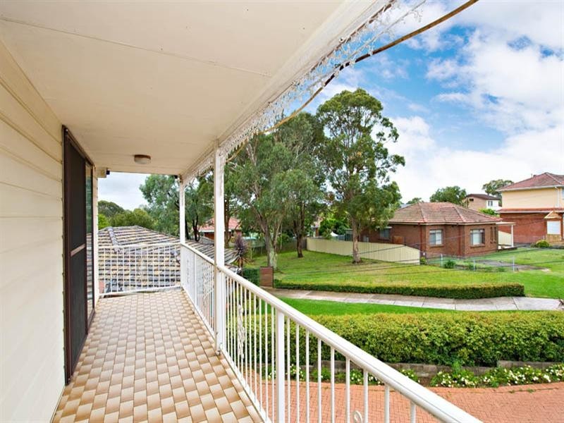 13 Doris Avenue, Miranda NSW 2228