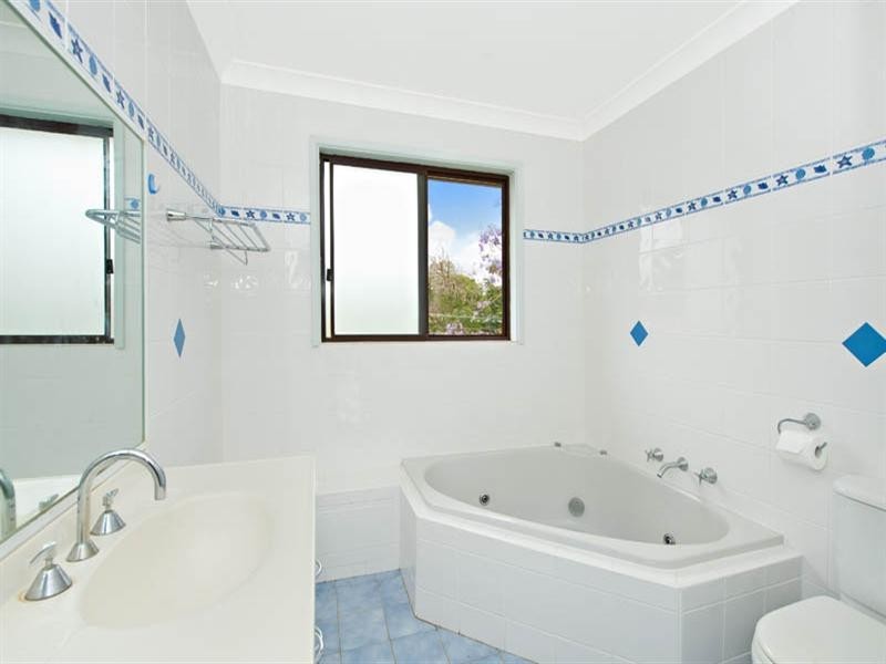 13 Doris Avenue, Miranda NSW 2228