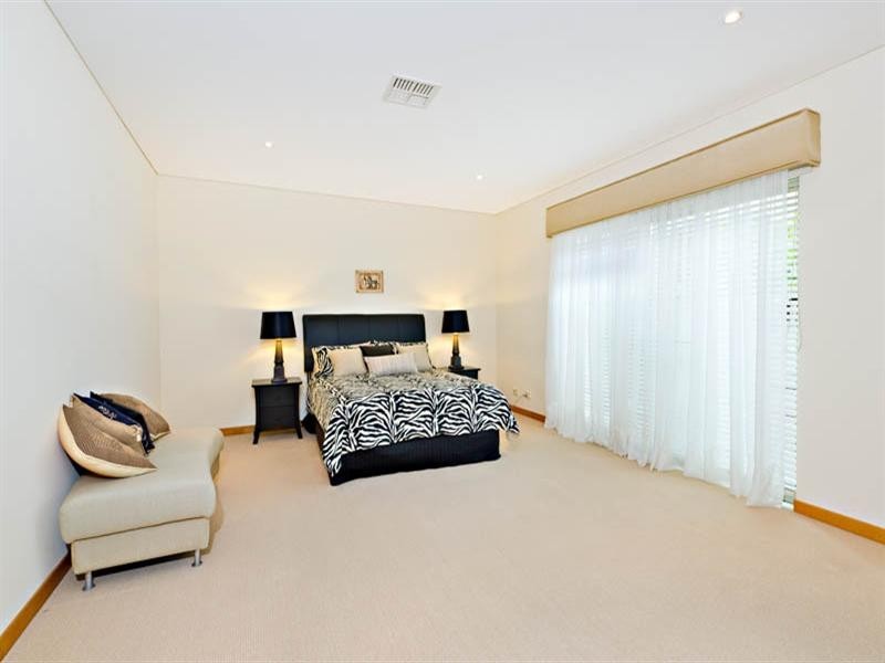 17/1-9 Florida Street, Sylvania NSW 2224