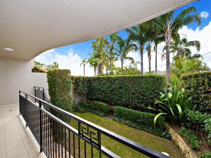 6/13 Murralin Lane “Palazzo”, Sylvania NSW 2224