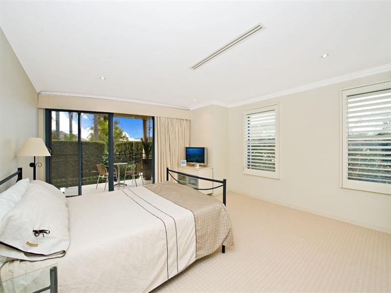 6/13 Murralin Lane “Palazzo”, Sylvania NSW 2224
