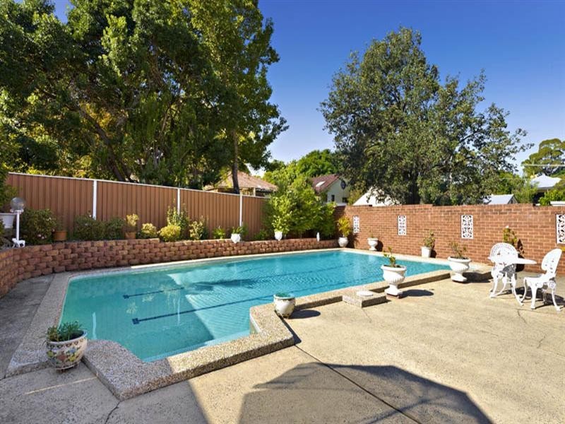 76 Grove Avenue, Penshurst NSW 2222