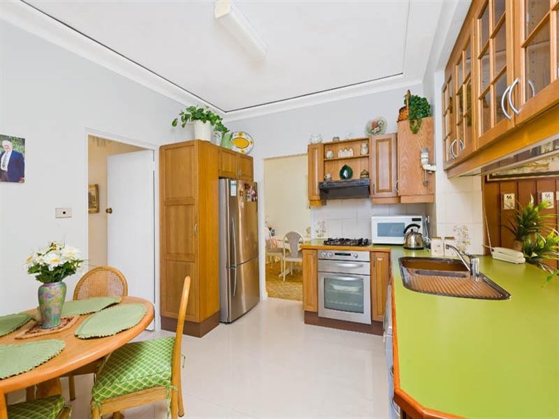 76 Grove Avenue, Penshurst NSW 2222