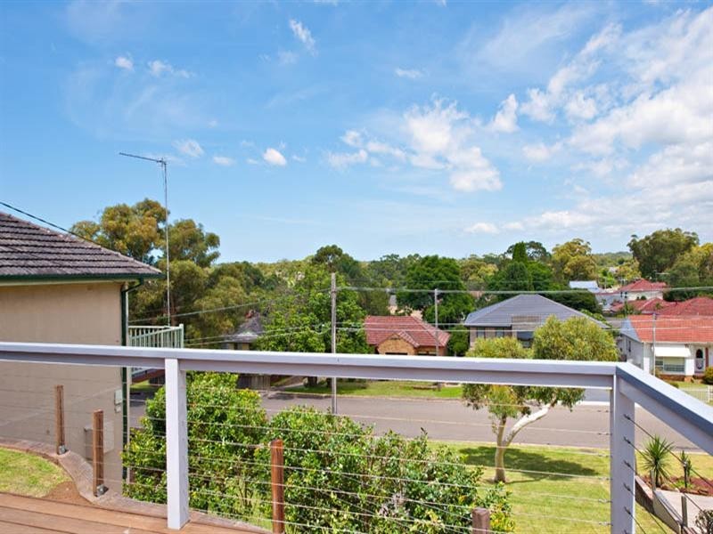 11 SNOWDEN AVENUE,, Sylvania NSW 2224