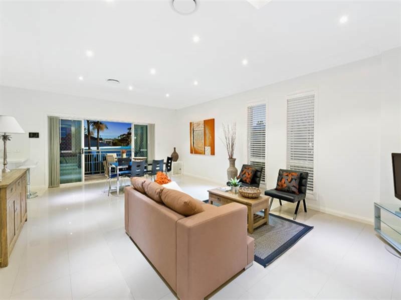 66 Evelyn Street, Sylvania NSW 2224