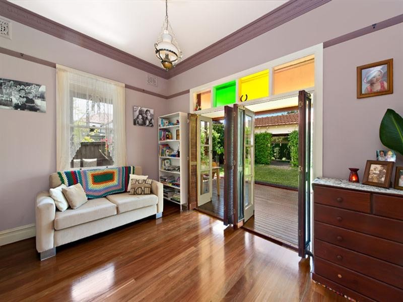 30 Kingsland Road South, Bexley NSW 2207