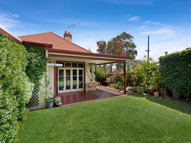 30 Kingsland Road South, Bexley NSW 2207