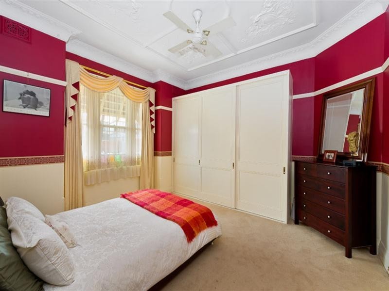 30 Kingsland Road South, Bexley NSW 2207