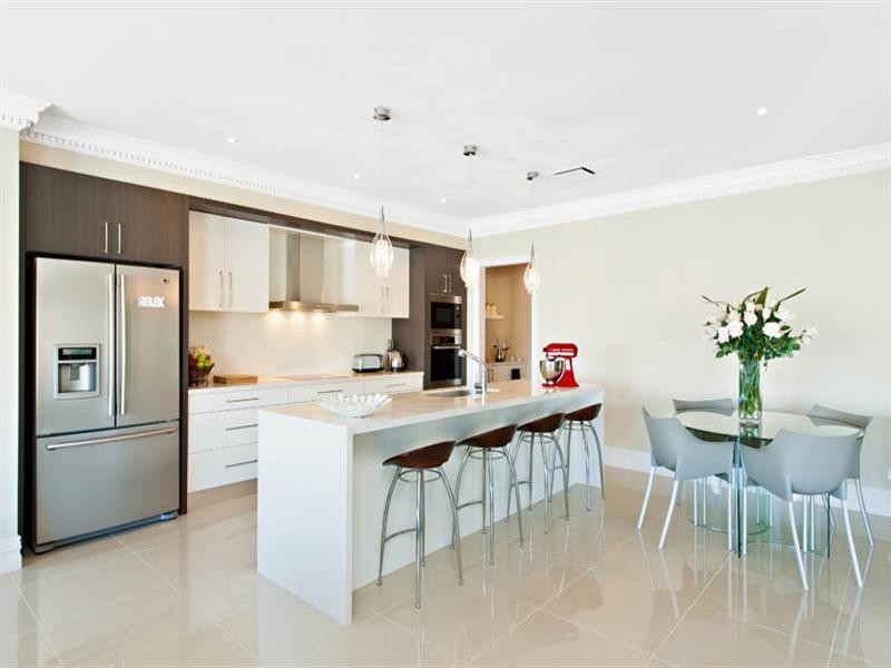 24 Castlereagh Crescent, Sylvania Waters NSW 2224