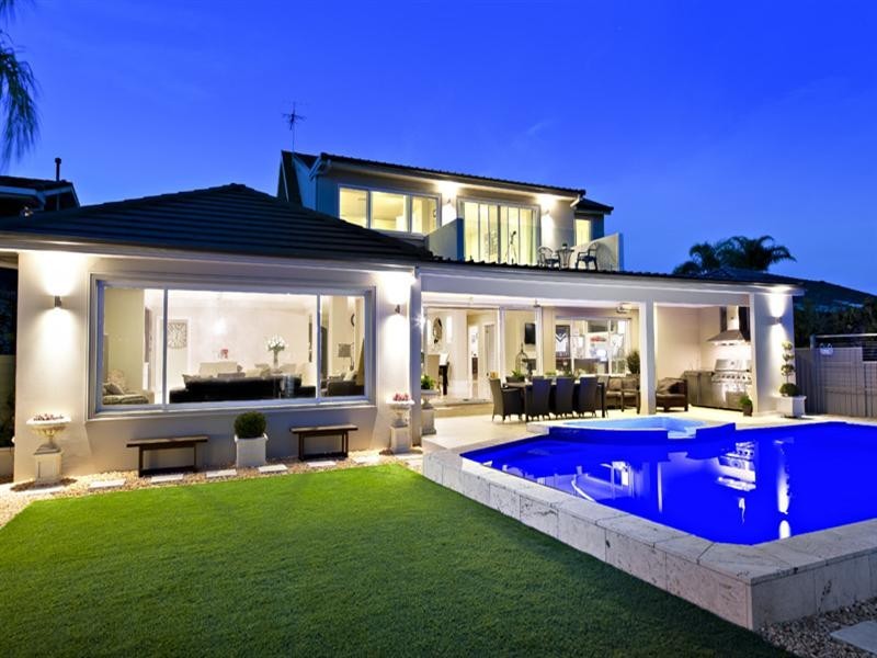 24 Castlereagh Crescent, Sylvania Waters NSW 2224