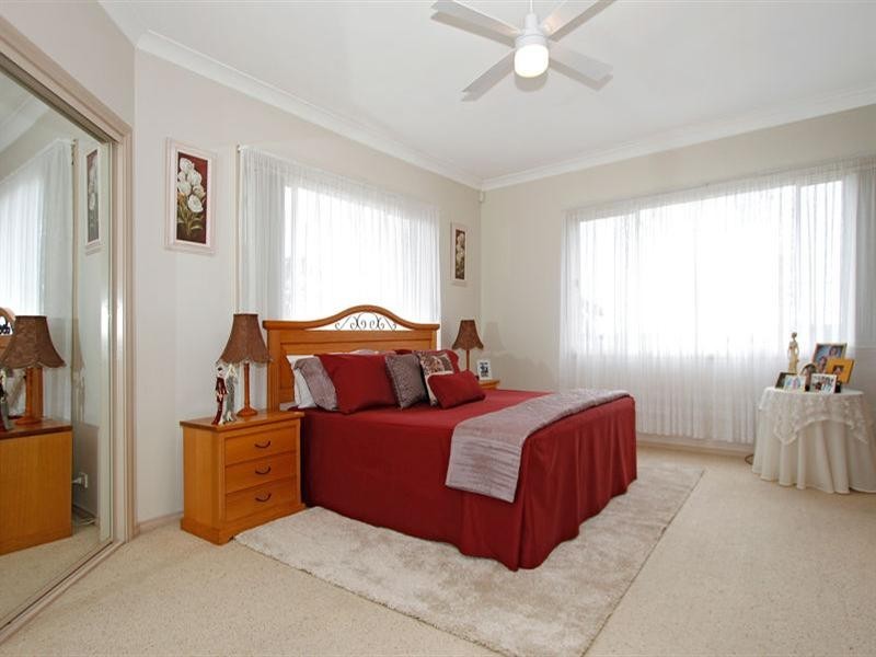 9 Canberra Road, Sylvania NSW 2224