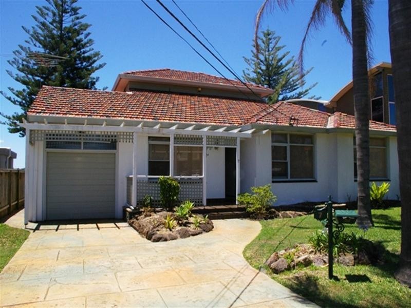 7 LACHLAN Avenue, Sylvania Waters NSW 2224