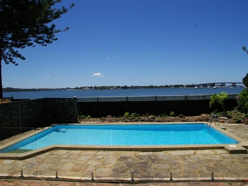 7 LACHLAN Avenue, Sylvania Waters NSW 2224