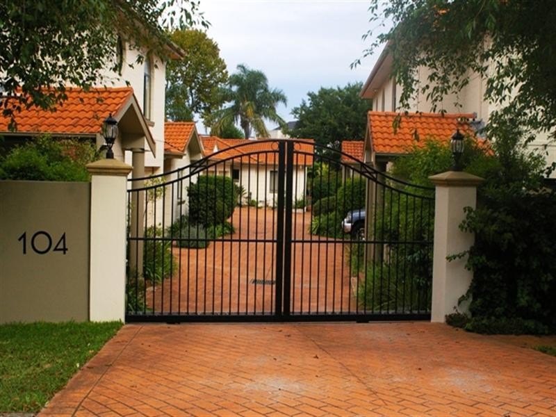 UNIT 3 104 Evelyn Street,, Sylvania NSW 2224