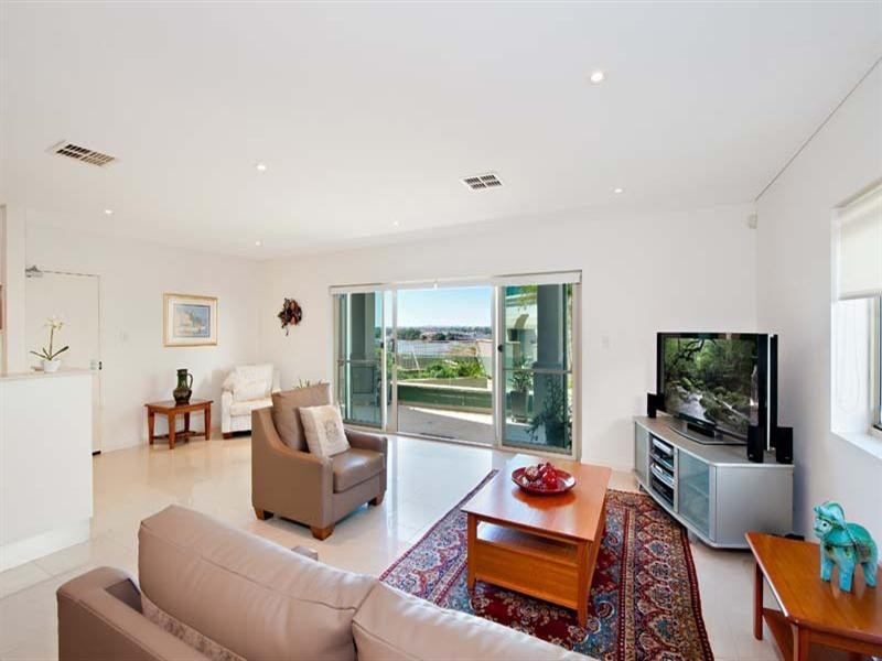 21/1-9 Florida Street, Sylvania NSW 2224