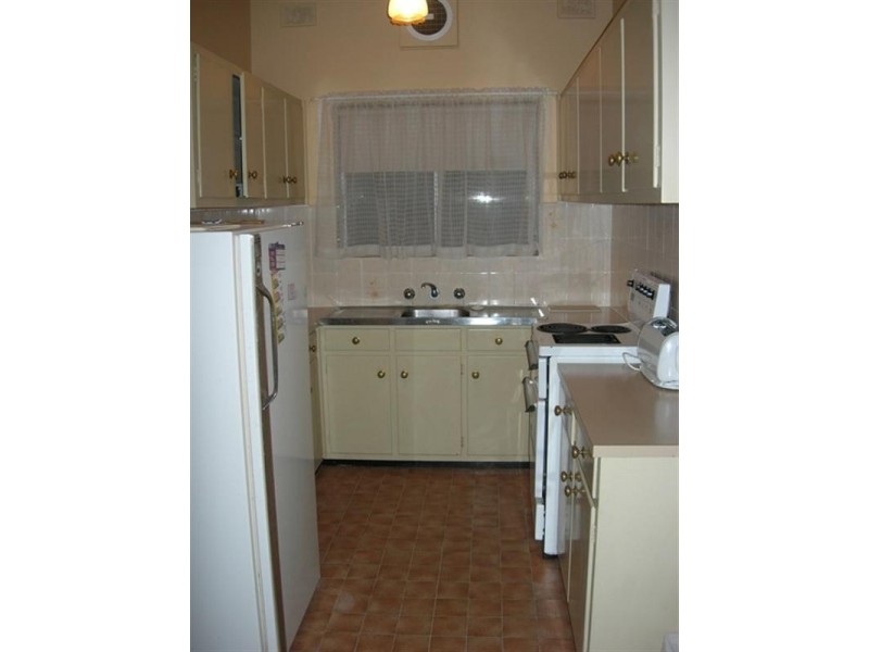 1/8 Renwick Street, West Beach SA 5024