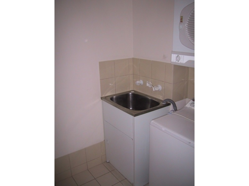 8/165 Angas Street, Adelaide SA 5000