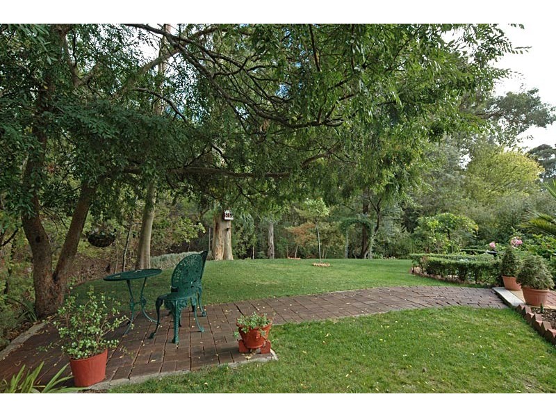 8 Kristen Court, Coromandel Valley SA 5051